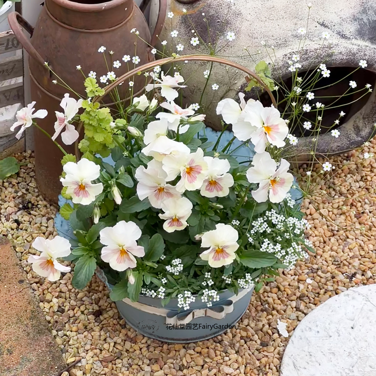 日系ins风复古做旧铁艺蕾丝边蝴蝶结花篮花盆花园阳台装饰品杂货,鲜花速递/花卉仿真/绿植园艺,花盆,淘宝优惠券,粉丝福利购,淘宝优惠卷