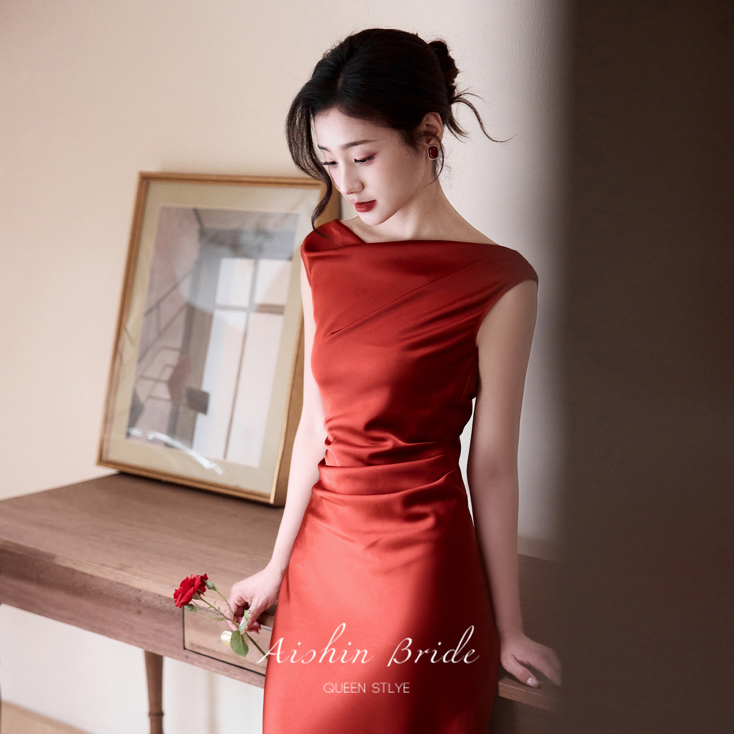 艾诗霓《晨绯》新娘订婚晚礼服女连衣裙红色高级感敬酒服显白晨袍