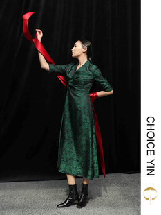 CHOICE YIN职业国风简约女装气质V领斜襟盘扣连衣裙国货民族风
