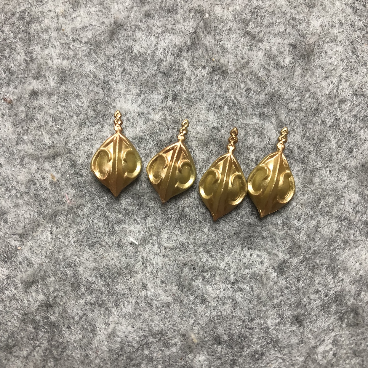 5元4个国版手办散货精灵村手办肩甲配件手办魔改材料