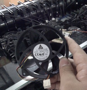 台达 9025 9CM 9厘米 4线滚珠PWM温控风扇 AFB0912VH 0.60A