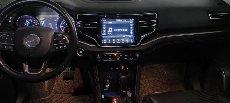 CW524陕A3Y97E吉普