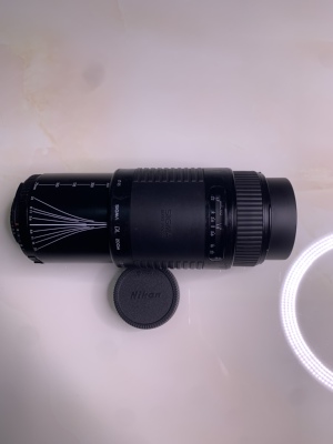 尼康F口 适马75-300mm/4-5.6长焦自动镜头 远摄高性价比 全幅微距