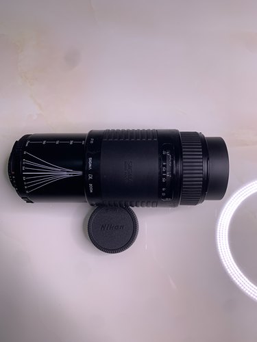 尼康F口 适马75-300mm/4-5.6长焦自动镜头 远摄高性价比 全幅微距