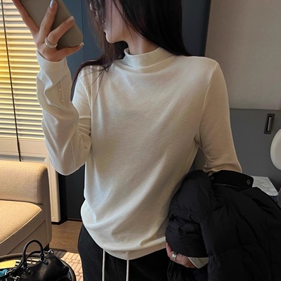 舒适百搭半高领长袖打底衫