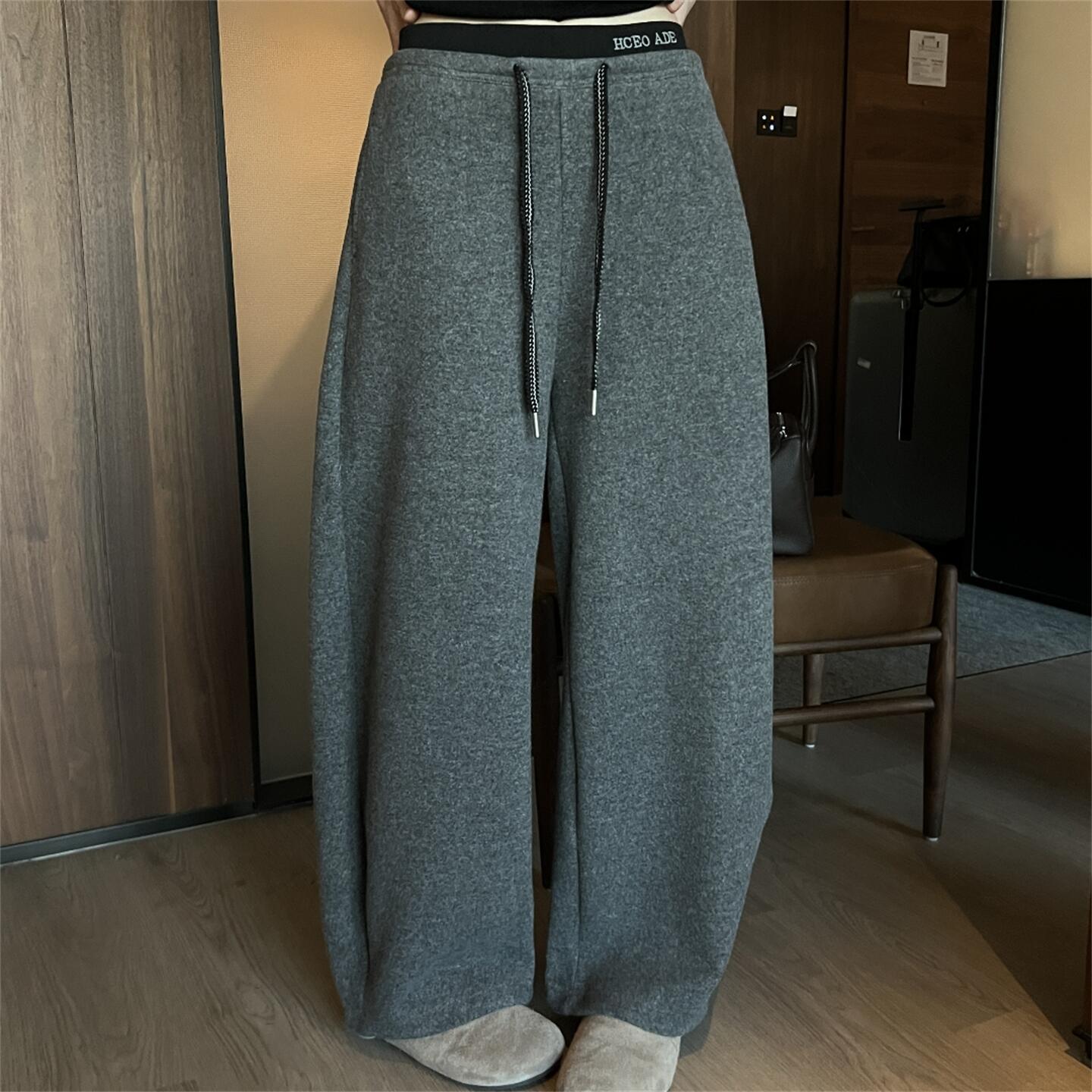 拼色腰刺绣字母加绒休闲弯刀裤