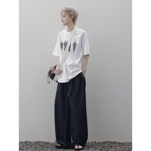 衣疫 重影模糊人像印花t恤  棉锦混纺挺阔百搭宽松小领设计短袖