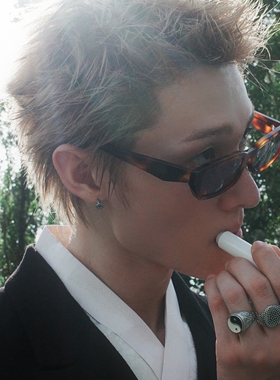 新款简约豹纹小方框街头墨镜男女潮流帅气街拍嘻哈太阳眼镜小脸