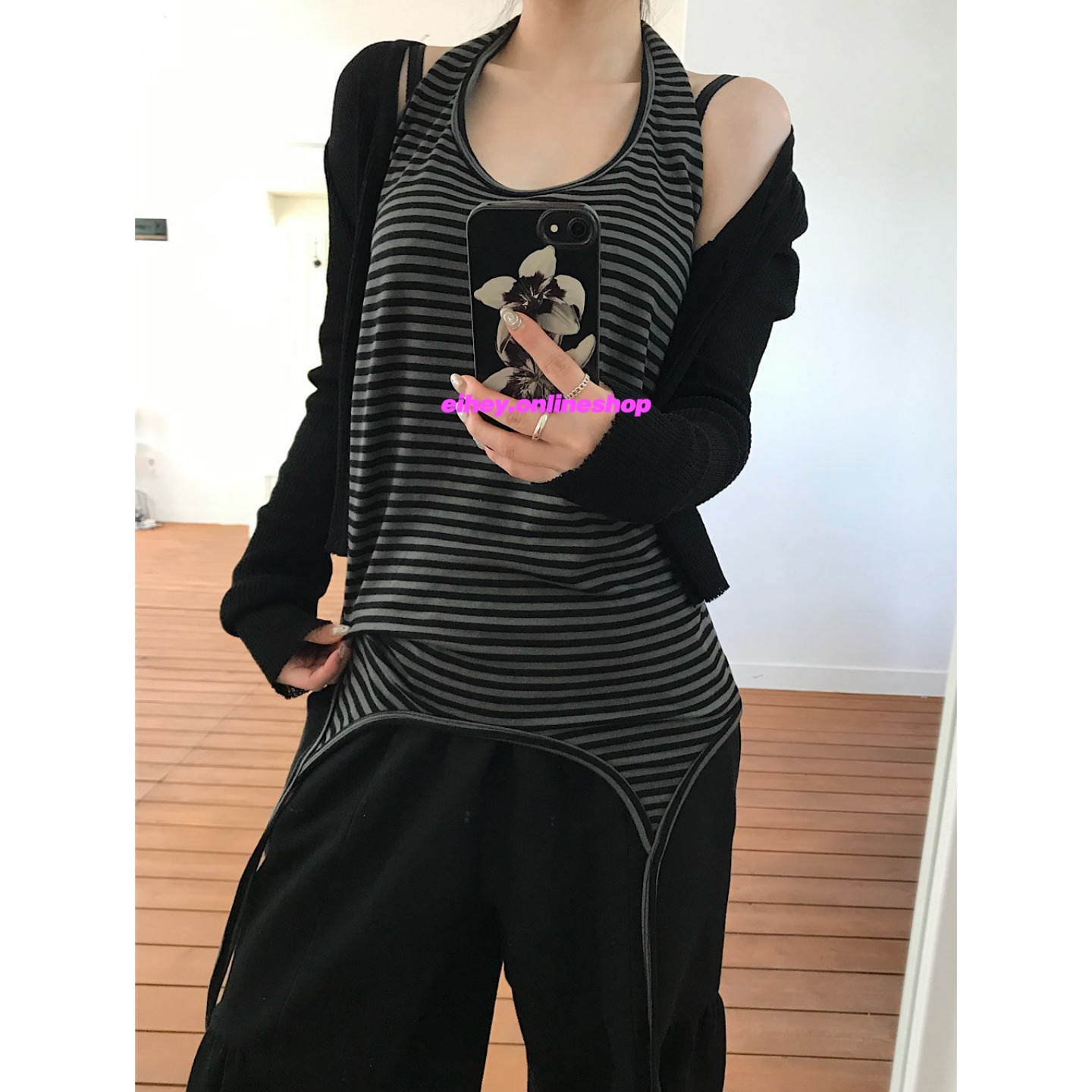 eihey诶嘿日系轻亚风条纹设计飘带叠穿层次感挂脖露背上衣背心女图片