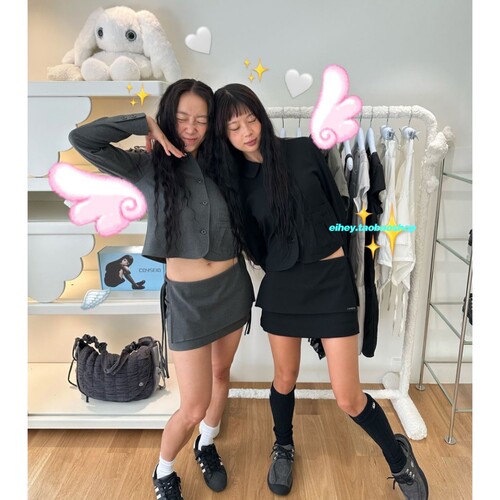 eihey诶嘿2026新款系复古少女设计感包臀短裙修身百搭辣妹半身裙