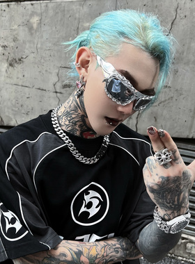 牧羊帅高级感先锋火焰边框墨镜