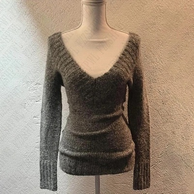 Maillard fashion aesthetics women's fall winter sweater sex