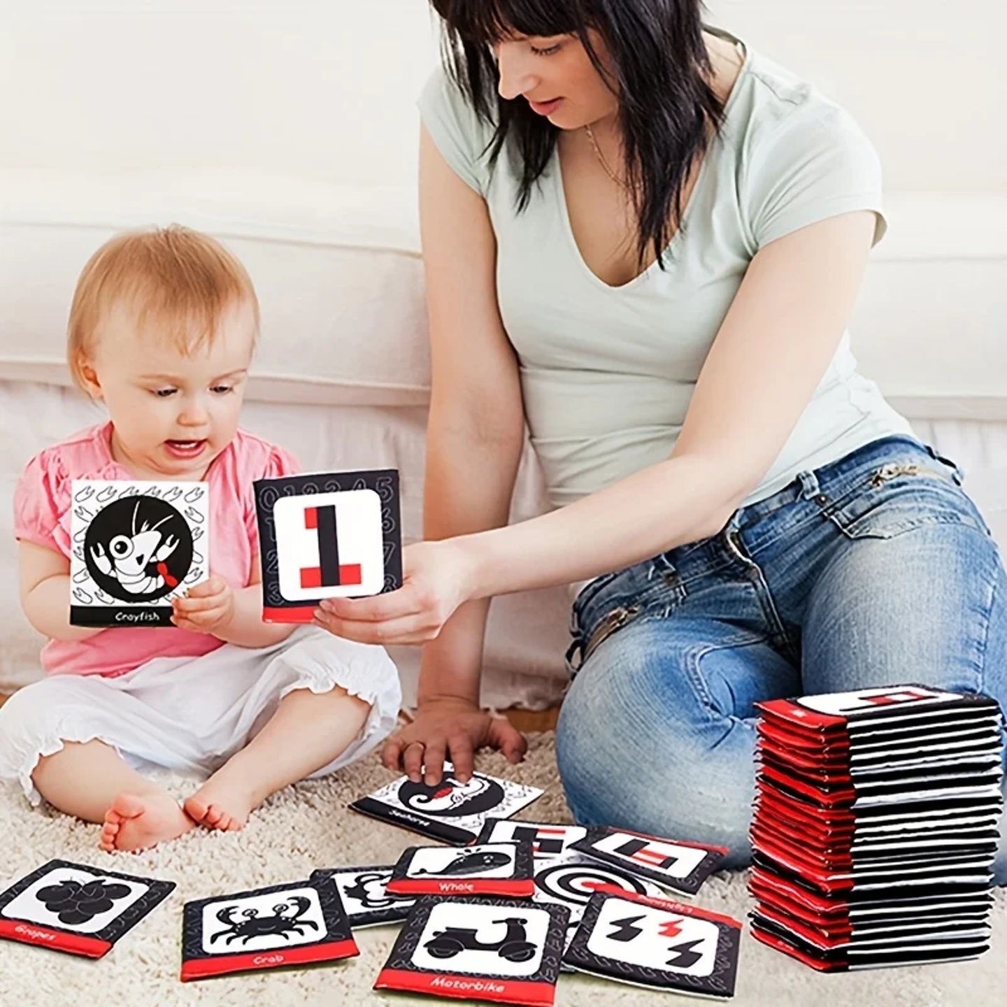 Cloth Fabric Book Toy with Portable Storage Bag, 26 Alphabe