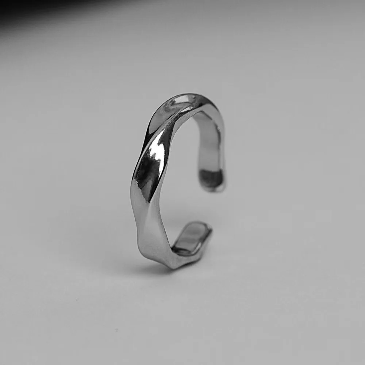 Mobius Wave Ring Silver Color Alloy Open Ring For Women Sim