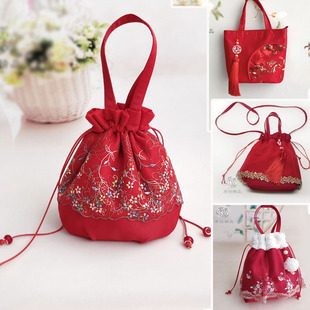 芬芳之品原创红色婚包中式刺绣手提汉服新娘拎包绣花单肩斜背包红