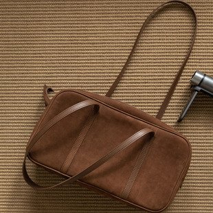 秋冬新款女包雾面荔枝纹鹿皮绒皮复古高级感大容量保龄球包单肩包