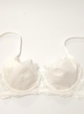 606570ABCDD小围城内衣白色黑薄款透气法式大胸显小蕾丝简约文胸