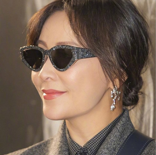 刘嘉玲同款墨镜2021新款猫眼ins墨镜网红街拍镶钻个性闪闪太阳镜