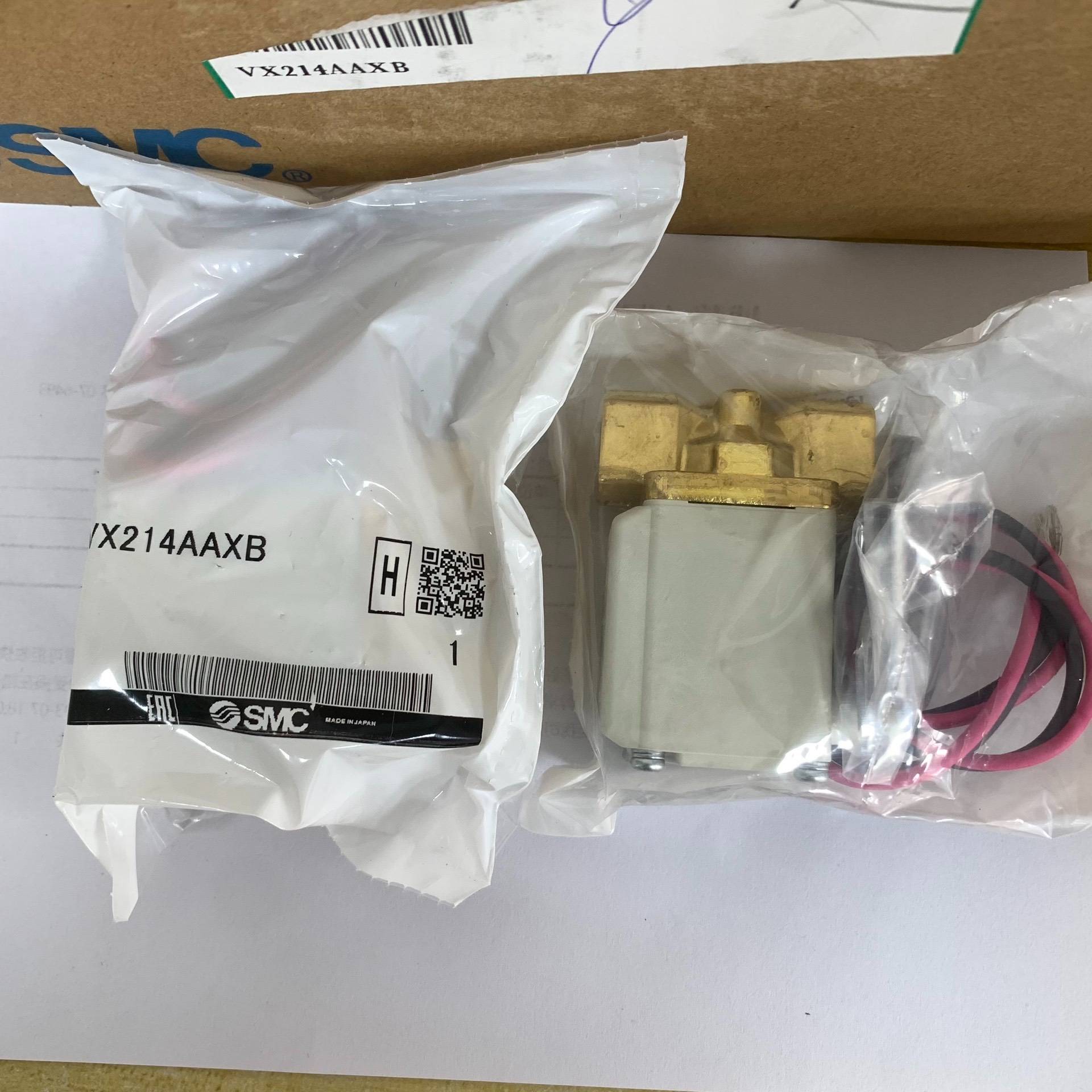 VX214AAXB实物 VX214EAXB 电磁阀