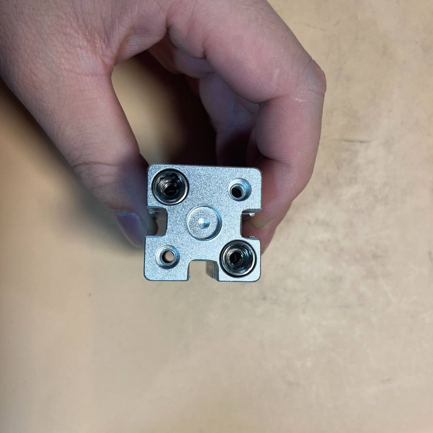 [议价]售Aittal气缸，型号ACE16X10SB，全新未使用