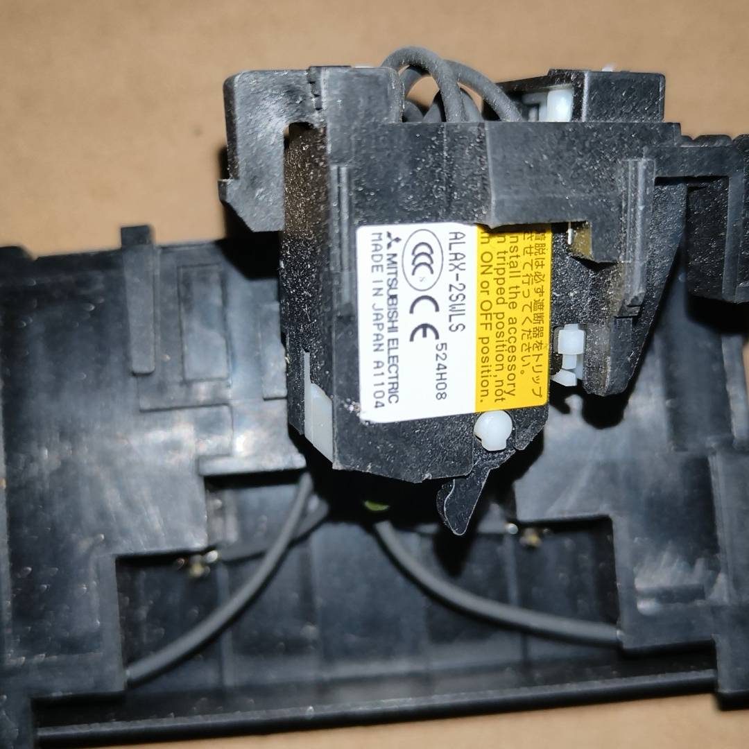 三菱断路器辅助报警触点 ALAX-2SWLS