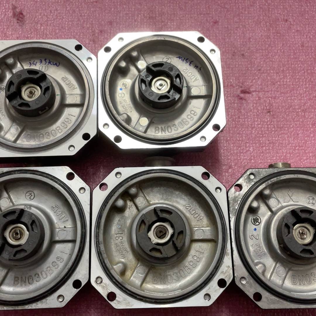 [议价]MITSUBISHI BN030B991 三菱饲服电机编码器