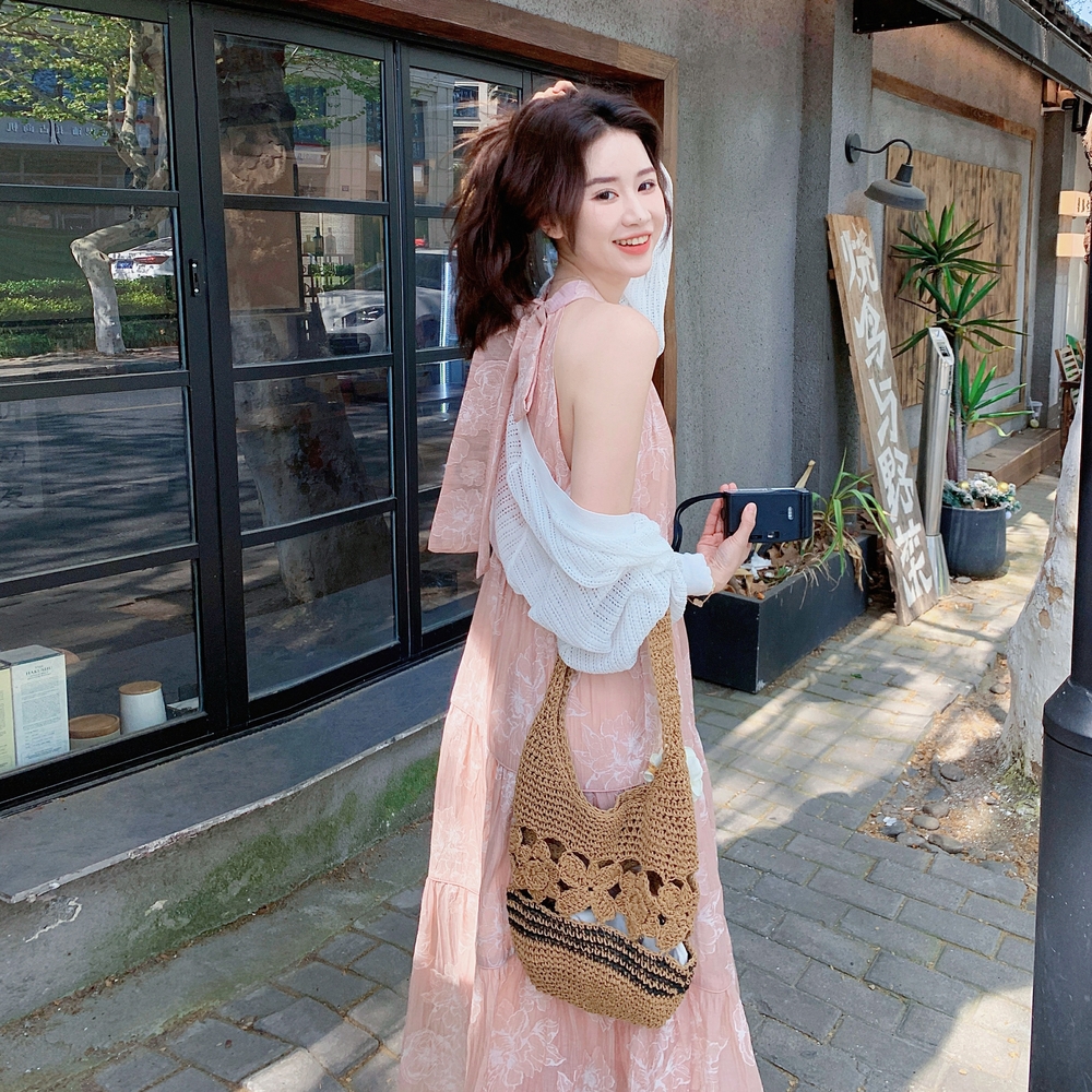 粉色绝美挂脖连衣裙套装女2025夏新款巨好看气质小开衫长裙两件套，女装连衣裙，昱喆服饰