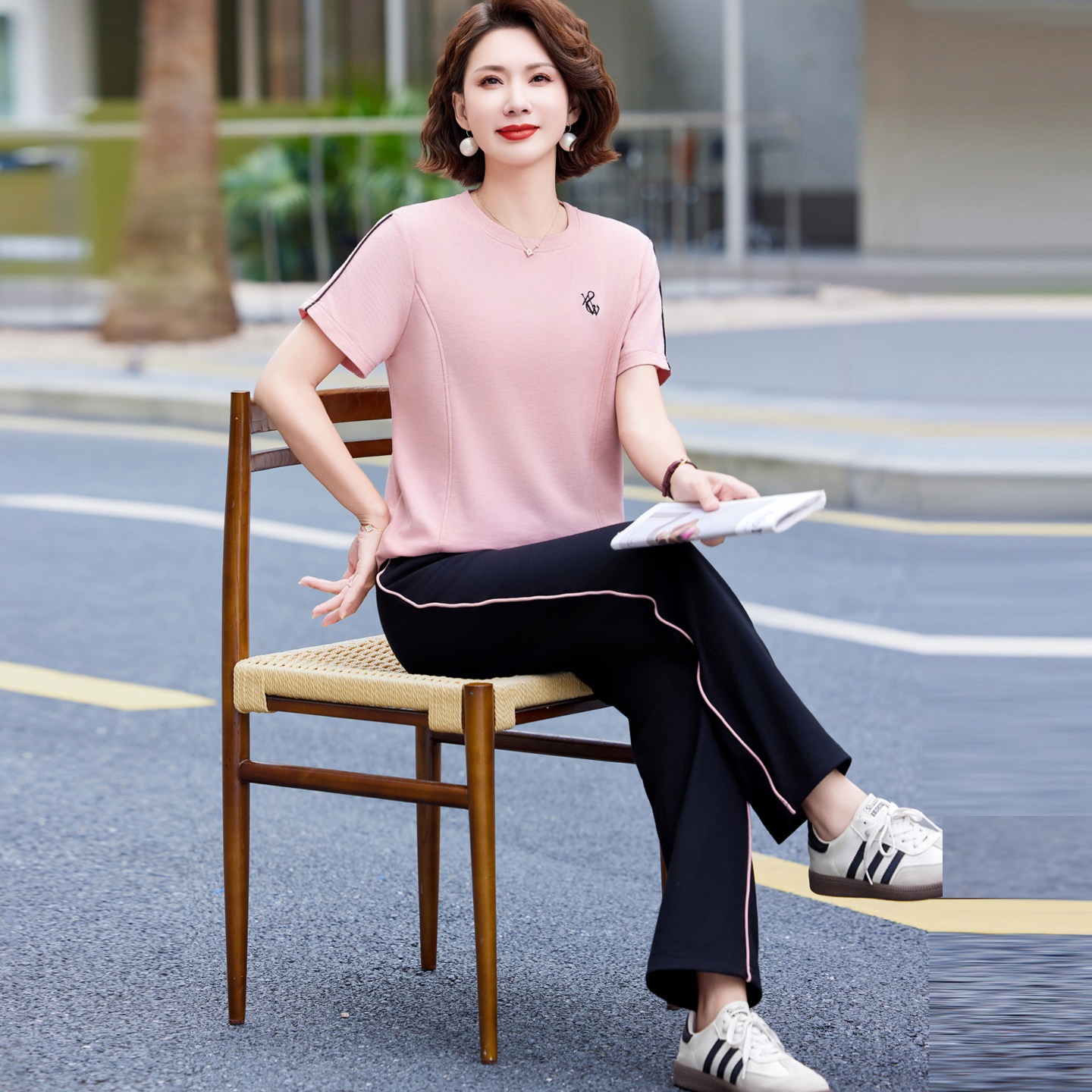 运动服套装女夏季新款中老年妇女短袖卫衣时尚休闲妈妈夏装两件套