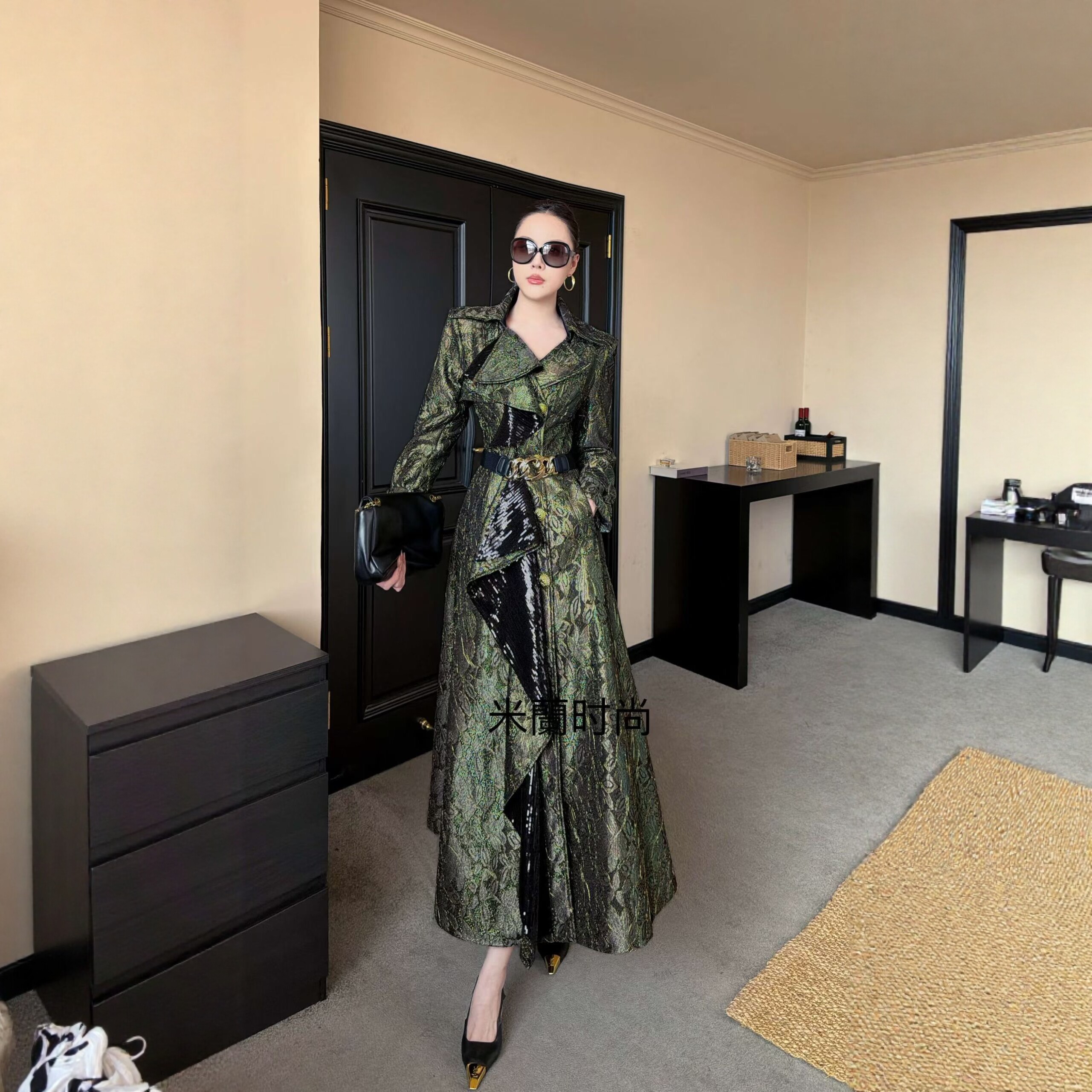 轻奢提花亮面风衣式连衣裙女长款翻领两穿外套大牌气质名媛秋冬新