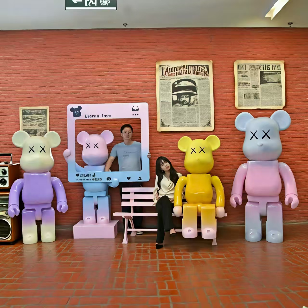 卡通积木熊玻璃钢雕塑商场橱窗美陈网红打卡暴力熊公仔装饰大摆件