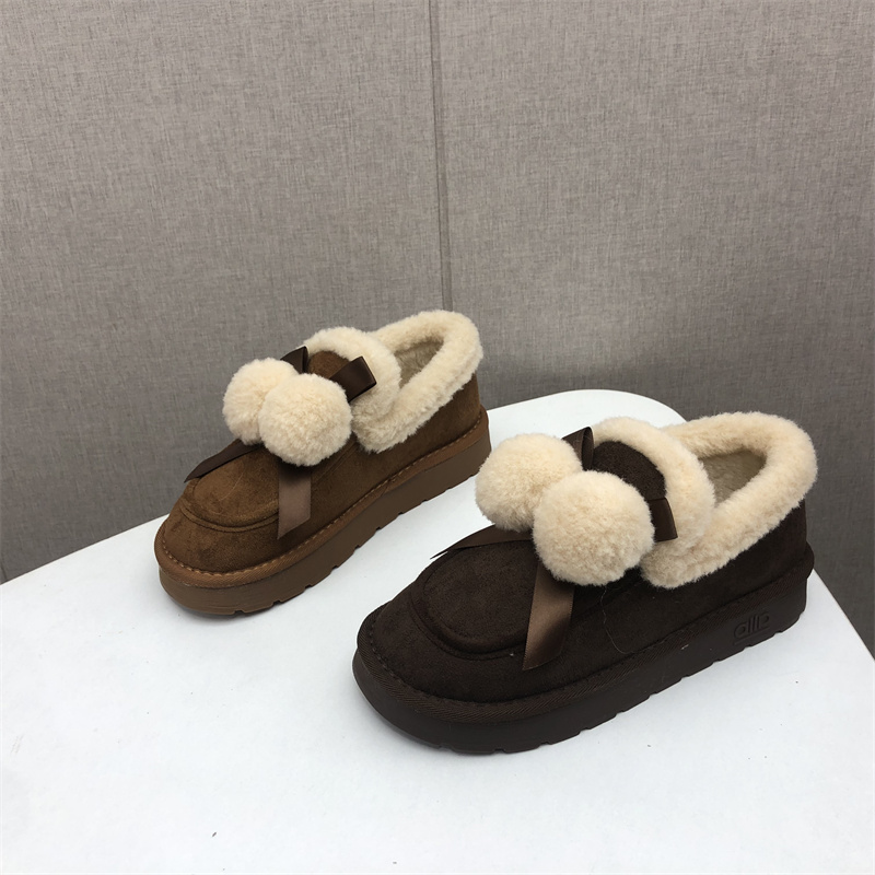 撤柜断码处理女鞋2025新款韩版圆头毛毛球加绒保暖勃肯休闲软底鞋
