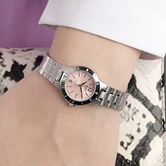 Casio女小清新手表防水