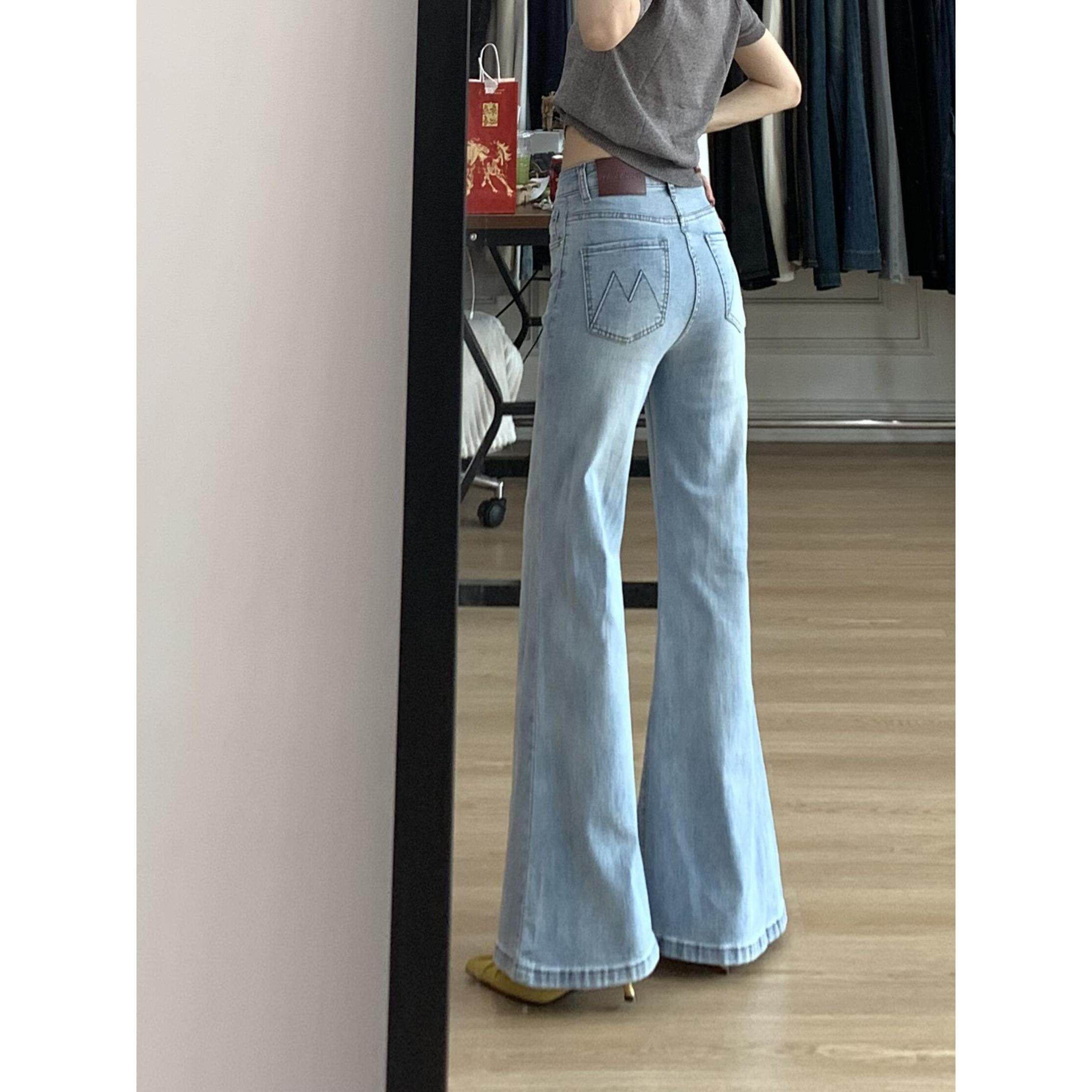 浅蓝色不贴腿微喇牛仔裤女2026夏季新款高腰宽松百搭弹力喇叭裤子