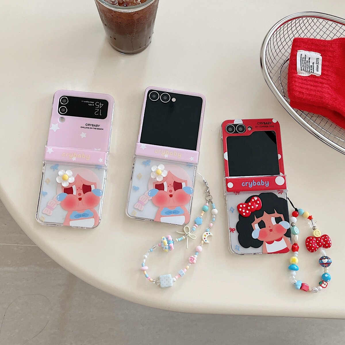 可爱蝴蝶结大脸卷发哭娃适用Galaxy Z Flip7/6/5/