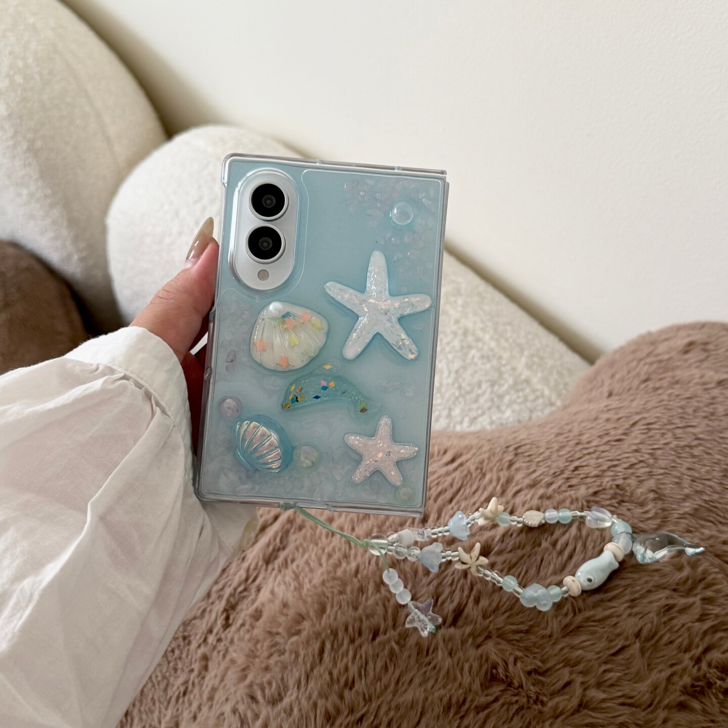 ZFold8滴胶闪粉海洋手机壳防摔