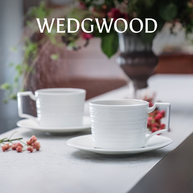 Wedgwood意大利浮雕咖啡杯碟