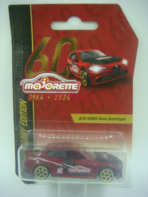 MAJORETTEALFAROMEO合金车模