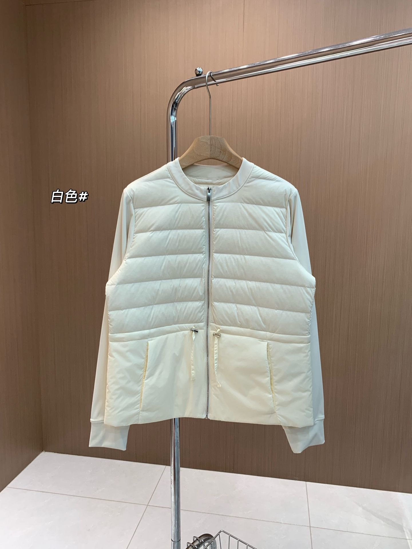 lu2025秋冬新款轻薄款白鹅绒羽绒服女短款立领保暖外套