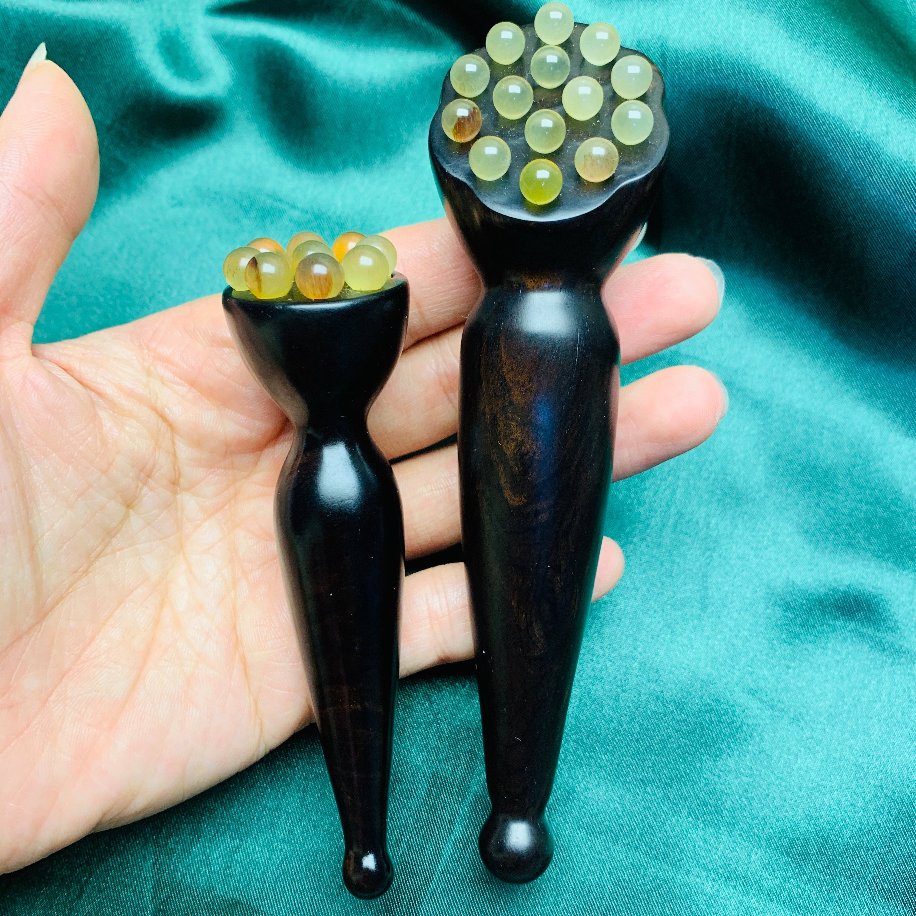 黄铜钉钉按摩梳洗头刷