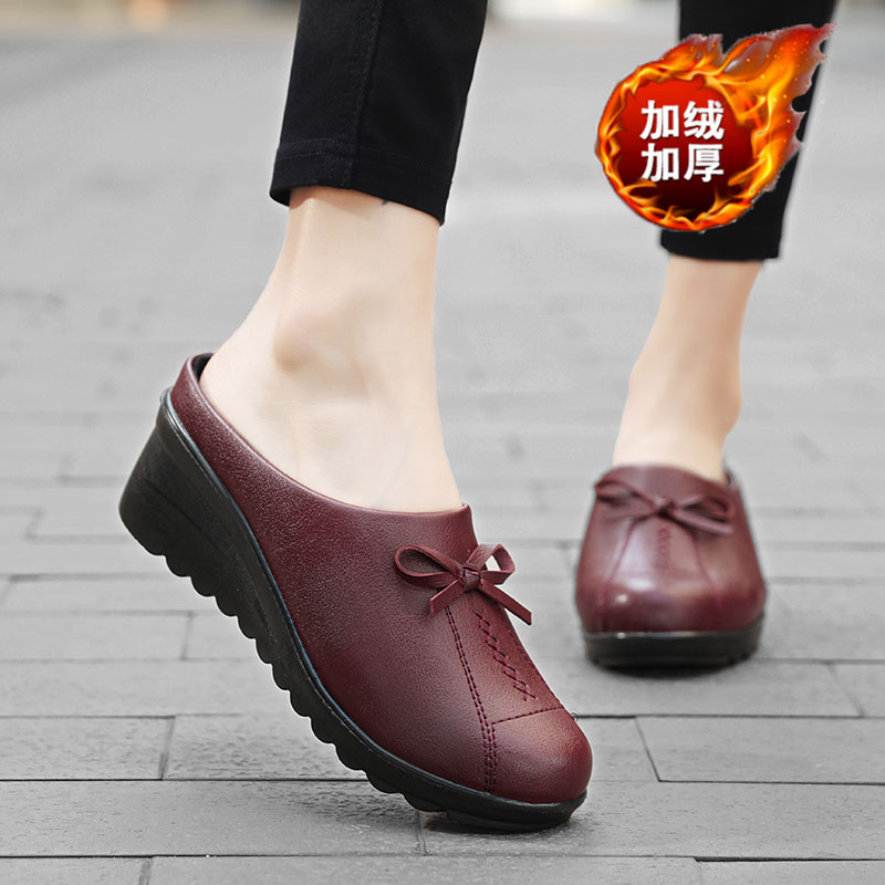 一脚蹬无后跟包头拖鞋女冬加绒妈妈皮鞋懒人外穿保暖坡跟半拖防滑