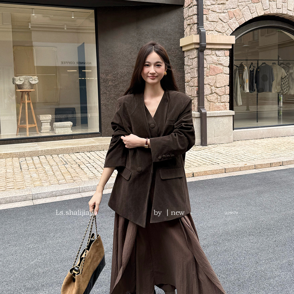 LS 极简时尚休闲西装外套女  广州十三行2025秋冬新品女装22867#