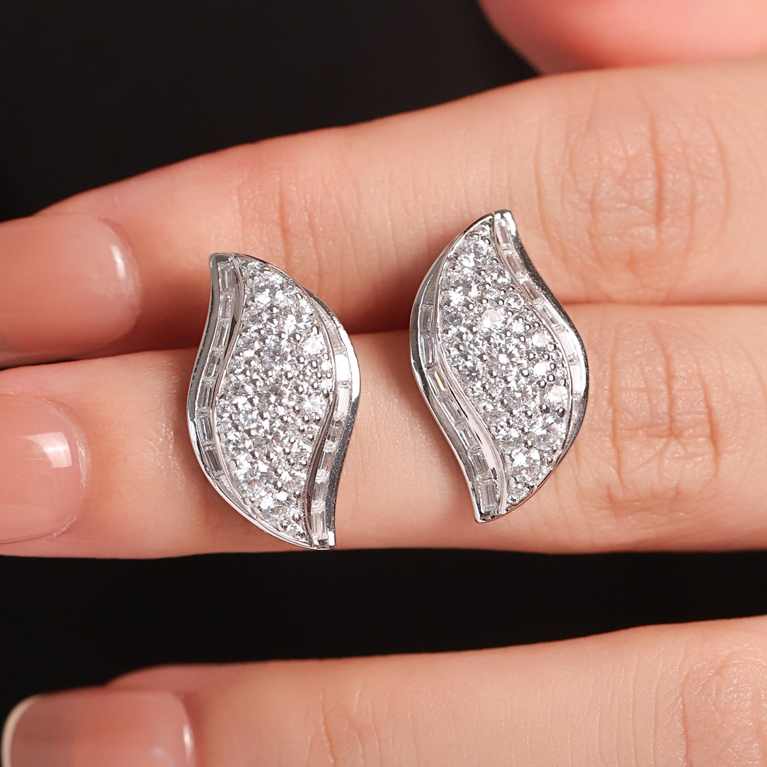 卓蝶珠宝925银镀18K白金莫桑钻耳钉女轻奢满钻大柳叶耳环精工品质,饰品/流行首饰/时尚饰品新,耳钉,淘宝优惠券,粉丝福利购,淘宝优惠卷