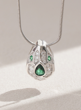 卓蝶纯银生肖蛇本命年宝石吊坠女