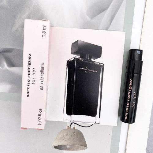 纳西索Narciso Rodriguez For Her她的同名女士淡香水小样0.8ML