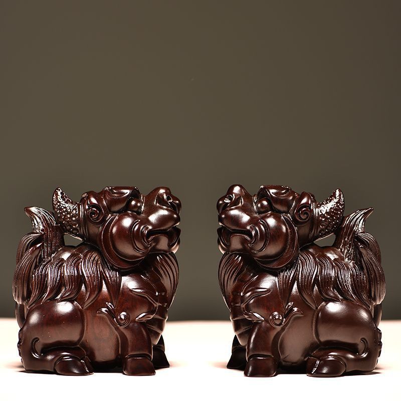 黑檀木雕刻麒麟摆件一对招财墨麒