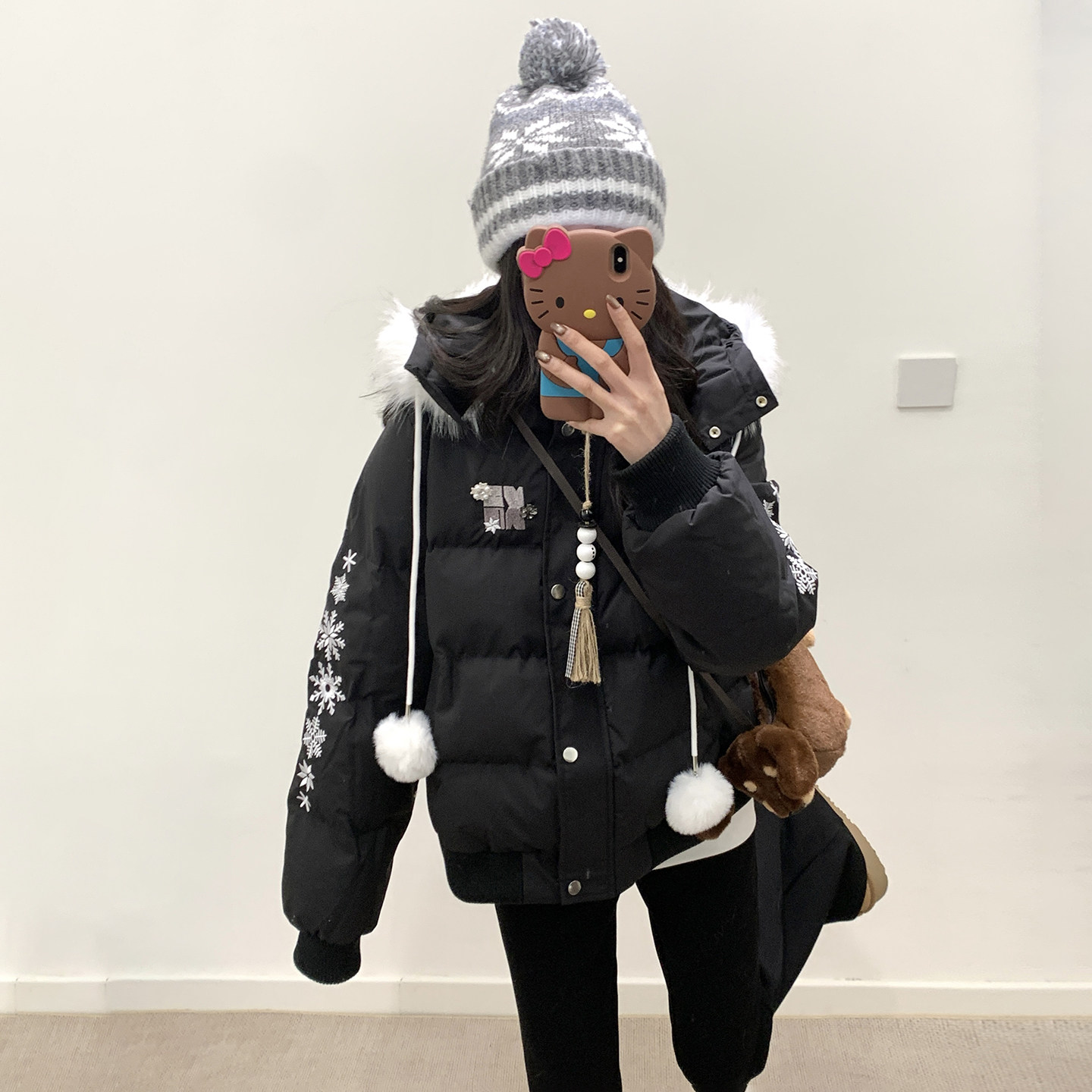 韩式短款棉服女加厚保暖连帽大毛领小个子棉衣2026新款刺绣外套