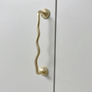 波浪形家用柜门拉手锌合金轻奢现代简约螺丝安装 家具抽屉衣柜把手