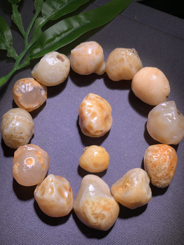 纯天然纯地表沙漠漆手串，珠子油润特色款，对孔尺寸2.1左右