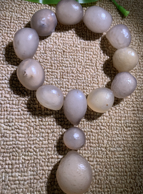 纯天然老皮子糖心手串，对孔尺寸2.1到2.4左右王炸款