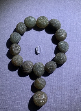 精品绿葡萄干手串，对孔尺寸1.6